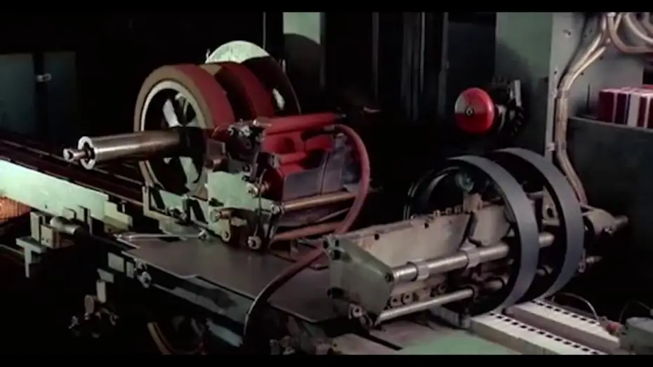 Wideo do filmu Dziewczyna z fabryki zapałek — The Match Factory Girl Trailer