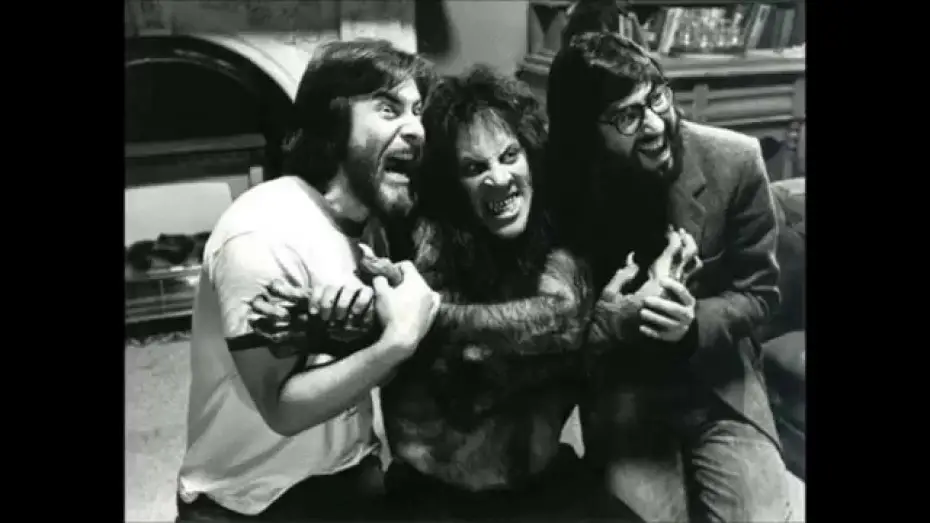 Wideo do filmu Amerykański wilkołak w Londynie — Behind the Scenes Photos: An American Werewolf in London