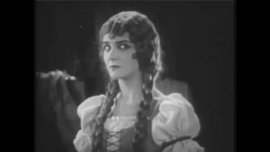 Wideo do filmu Upiór w operze — EL FANTASMA DE LA ÓPERA (Trailer, 1925), de Rupert Julian. El sonido del proyector, 2024.
