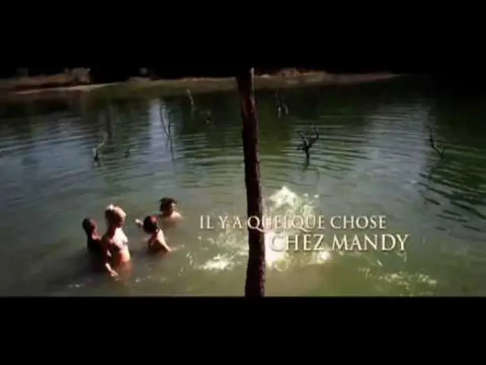 Wideo do filmu Wszyscy kochają Mandy Lane — ALL THE BOYS LOVE MANDY LANE - Bande Annonce VF