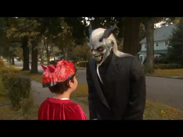 Wideo do filmu Satan's Little Helper — El aprendiz de Satanás (Trailer)