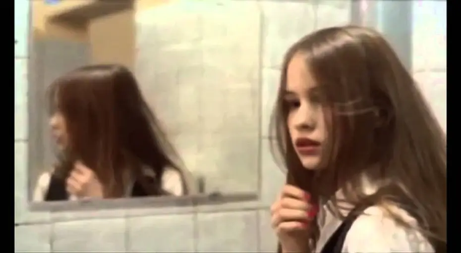 Wideo do filmu My, dzieci z dworca Zoo — CHRISTIANE F. - NOI, I RAGAZZI DELLO ZOO DI BERLINO [TRAILER]