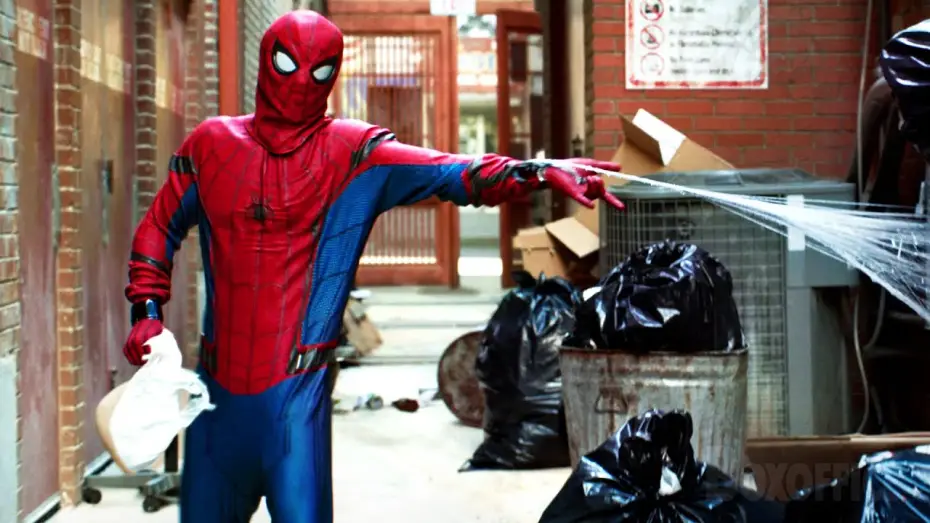 Wideo do filmu Spider-Man: Homecoming — Salut, je suis Spider-Man | Caméo de Stan Lee | Spider-Man : Homecoming | Extrait VF