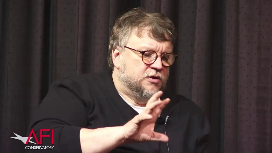 Wideo do filmu Kształt wody — Guillermo del Toro on Why He Chose the Title THE SHAPE OF WATER
