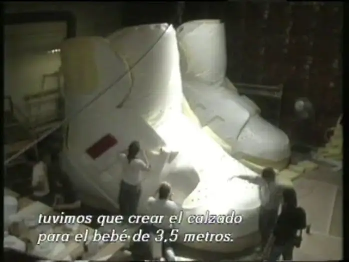 Wideo do filmu Kochanie, Zwiększyłem Dzieciaka — Cariño, he agrandado al niño (Making of / Así se hizo)
