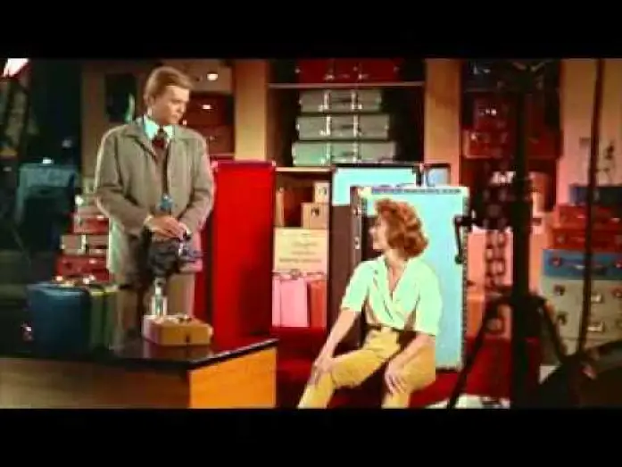 Wideo do filmu Podglądacz — Clip (OmdU)