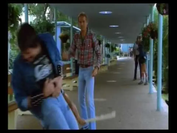 Wideo do filmu W czepku urodzeni — quand faut y aller faut y aller trailer