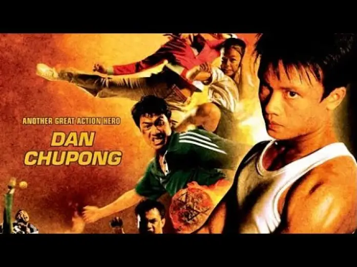 Wideo do filmu เกิดมาลุย — Trailer - BORN TO FIGHT (2004, Panna Rittikrai, Dan Chupong)