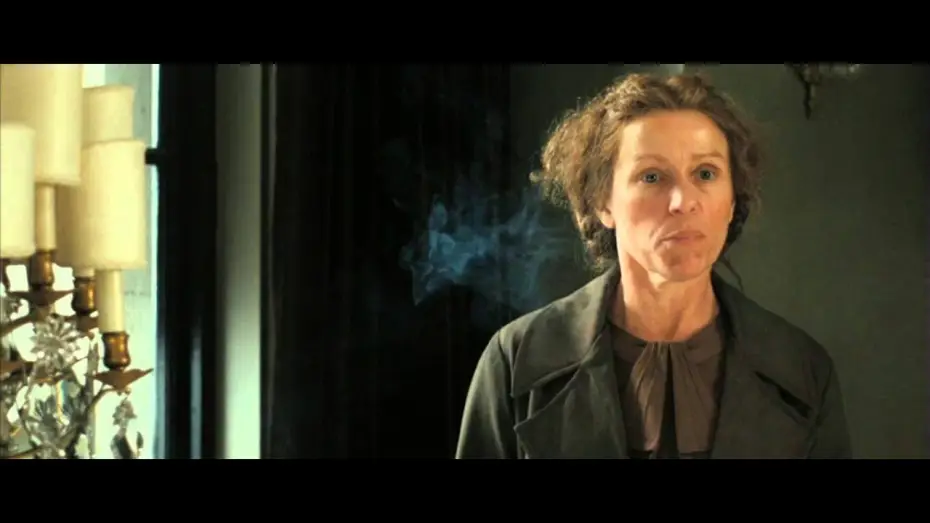 Wideo do filmu Niezwykły dzień Panny Pettigrew — MISS PETTIGREW - Bande Annonce