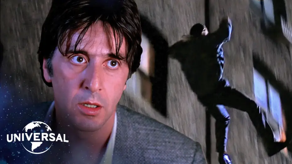 Wideo do filmu Morze Miłości — Al Pacino Throws the Killer Out the Window