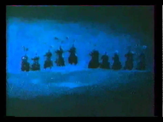 Wideo do filmu Gałki od łóżka i kije od miotły — L'apprentie sorcière - Bande annonce officielle FR