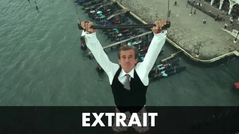 Wideo do filmu Błazen — Le guignolo - Extrait "Hélicoptère à Venise"