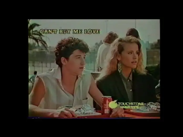 Wideo do filmu Nie kupisz miłości — Can't Buy Me Love, l'amour ne s'achète pas (1987) Bande annonce française