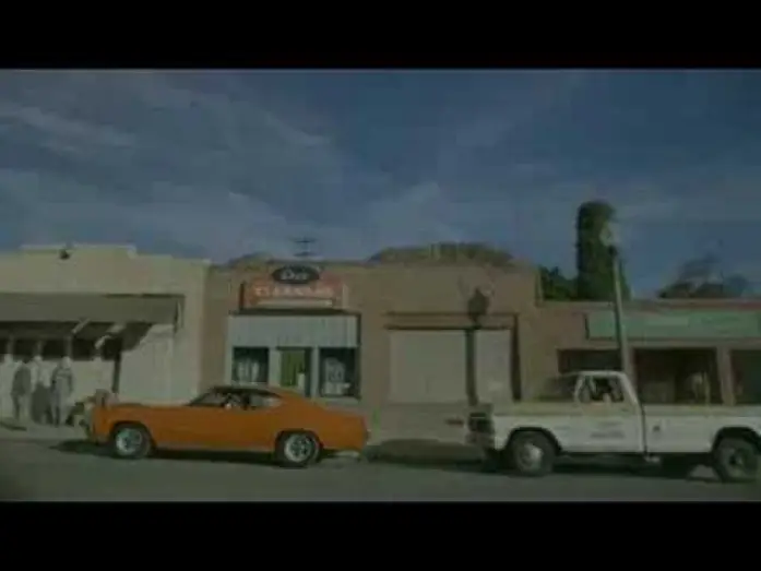 Wideo do filmu Red — RED trailer 2008