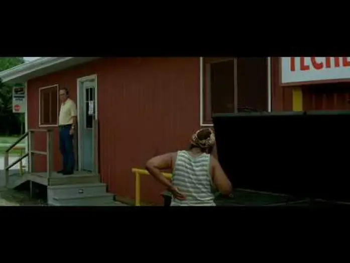 Wideo do filmu Pościg we mgle — In The Electric Mist Trailer - In The Electric Mist Movie Trailer