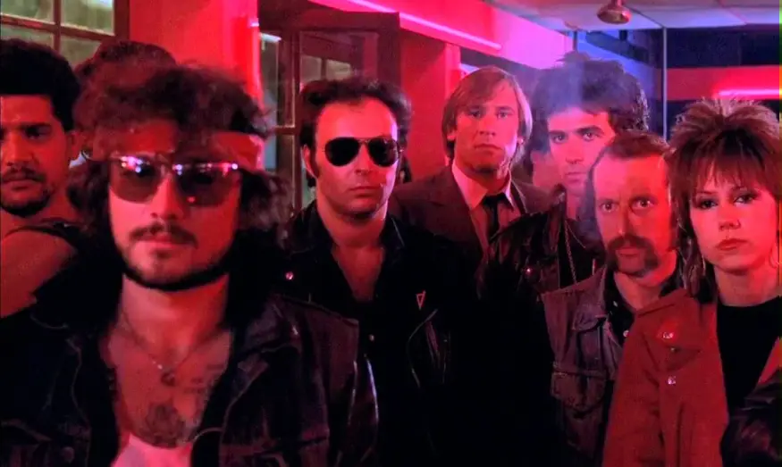 Wideo do filmu Trzech ojców — Les Compères (1983) -  Extrait "Salut les jeunes"