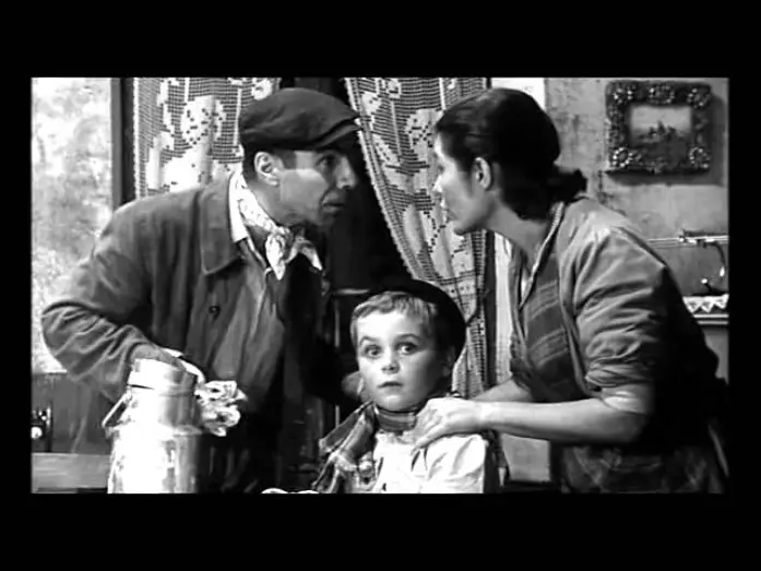 Wideo do filmu La Guerre des boutons — La Guerre des boutons - la goutte (1962)