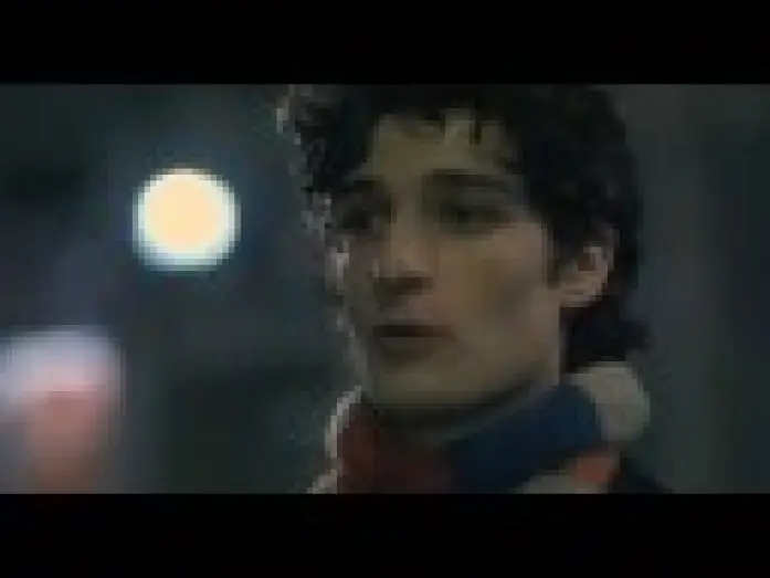 Wideo do filmu Les Chansons d'amour — Les Chansons d'Amour [Trailer]