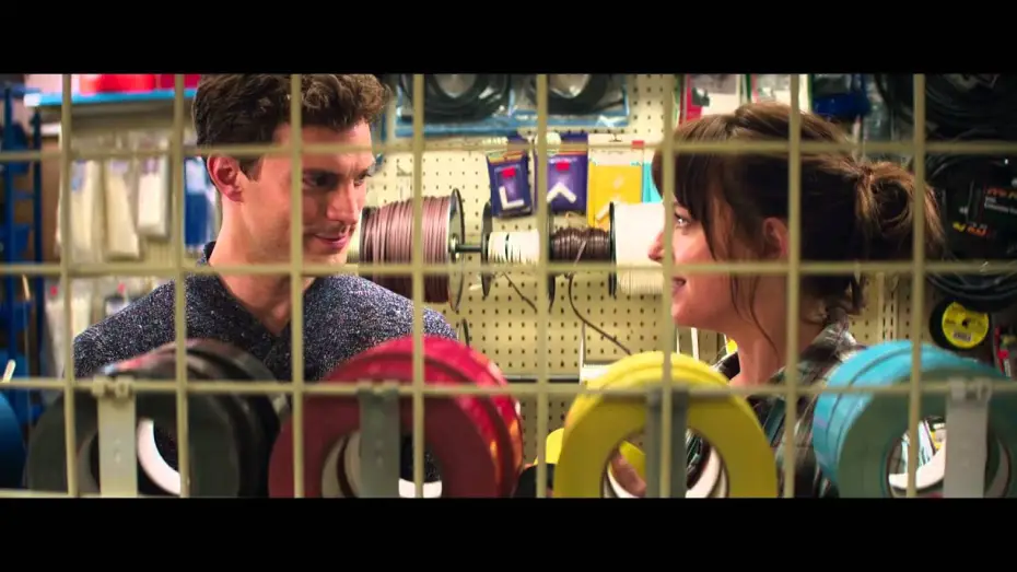 Wideo do filmu Pięćdziesiąt twarzy Greya — Cinquante Nuances de Grey / Extrait 3 "Christian surprend Ana" VF [Au cinéma le 11 février]
