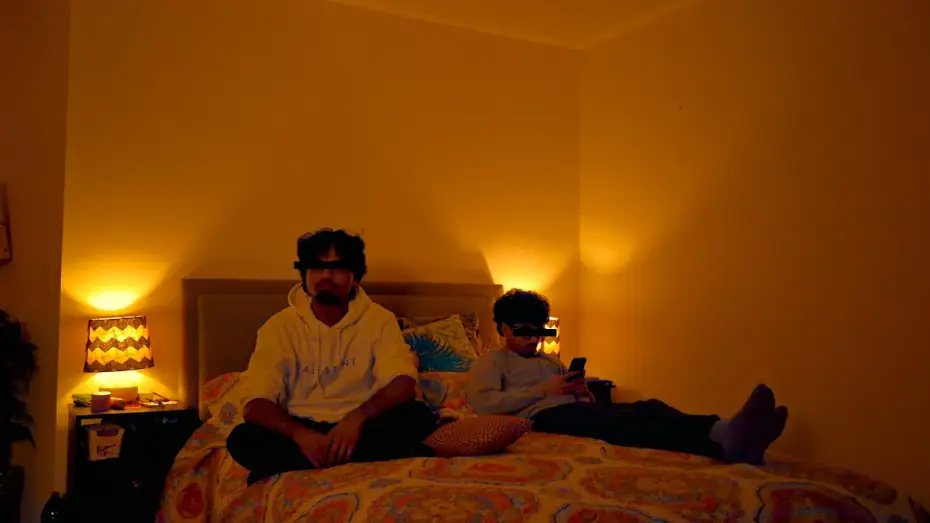 Wideo do filmu Return to Your Dreams — was she the first?