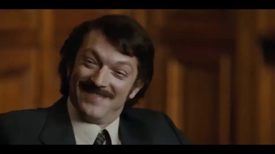 Wideo do filmu Wróg publiczny numer jeden, część 2 — Mesrine: L'ennemi Public Numéro 1 - La Scène du procès