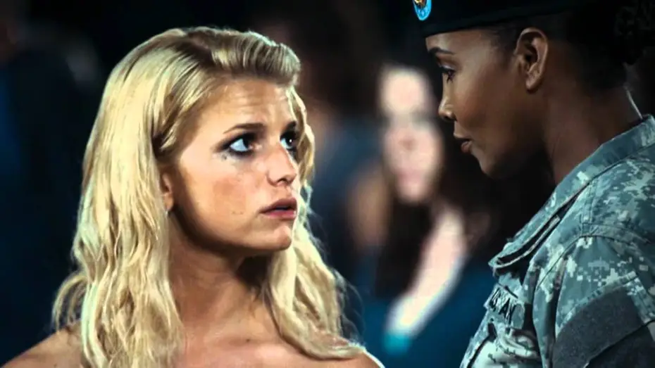 Wideo do filmu Blondynka w koszarach — Major Movie Star - Trailer