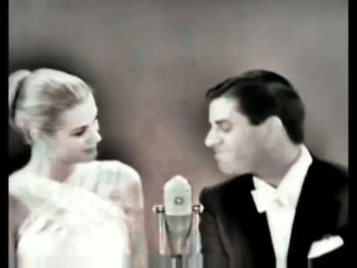 Wideo do filmu Marty — Ernest Borgnine winning the Oscar® for Best Actor for "Marty"