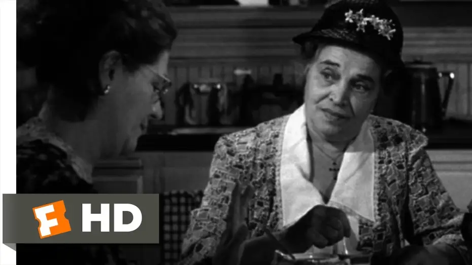 Wideo do filmu Marty — Marty (9/10) Movie CLIP - College Girls Are One Step From the Street (1955) HD