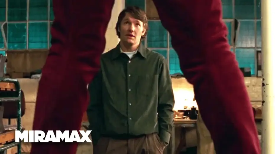 Wideo do filmu Kozaczki z pieprzykiem — 'Clocking-In Cards'