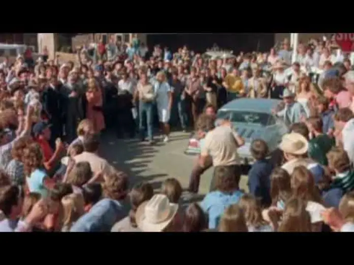 Wideo do filmu Jak Tylko Potrafisz — ANY WHICH WAY YOU CAN [1980 TRAILER]