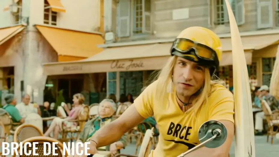 Wideo do filmu Brice de Nice — Brice de Nice - Scène culte - Ca m'purifie, c'est important !
