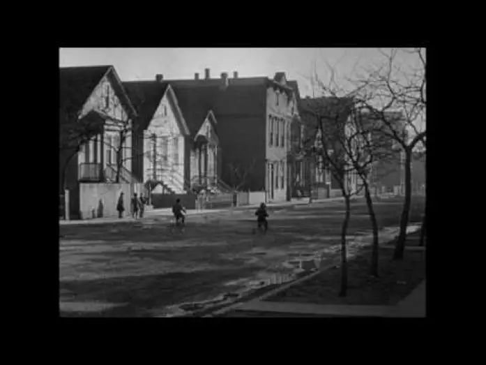 Wideo do filmu Wróg publiczny — Public Enemy (Wellman, 1931) - Opening Scene