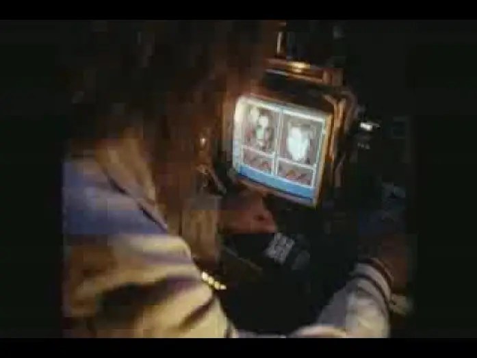 Wideo do filmu Wszystko tylko nie buty — Freaked Trailer (1993)