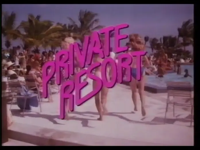 Wideo do filmu Wakacje w kurorcie — Private Resort (1985) Trailer
