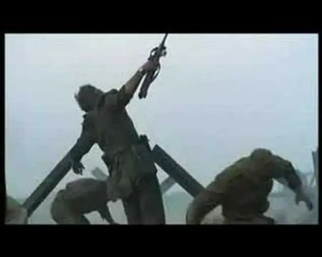 Wideo do filmu Żelazny krzyż — Trailer La Cruz de Hierro