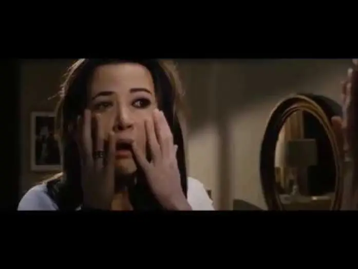 Wideo do filmu Nie oglądaj się — Woman Transforms Into Another Woman (Recut)