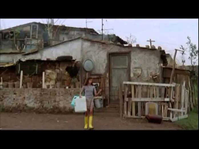 Wideo do filmu Odrażający, brudni i źli — Títulos de película : Feos sucios y malos