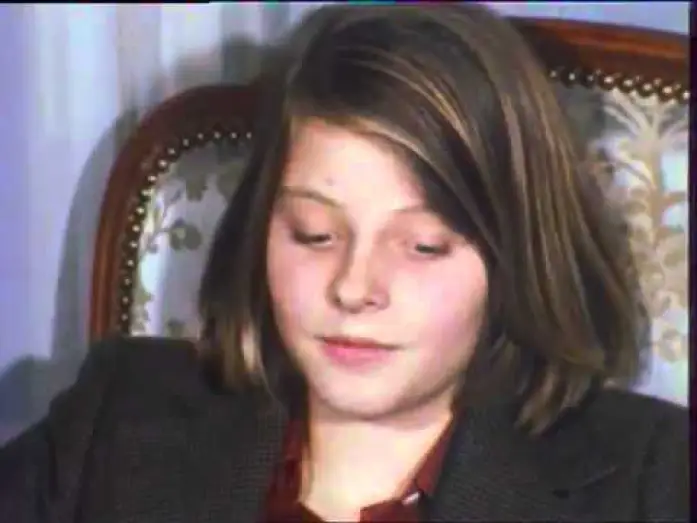 Wideo do filmu Mała dziewczynka, która mieszka na końcu drogi — Jodie Foster talks La petite fille au bout du chemin