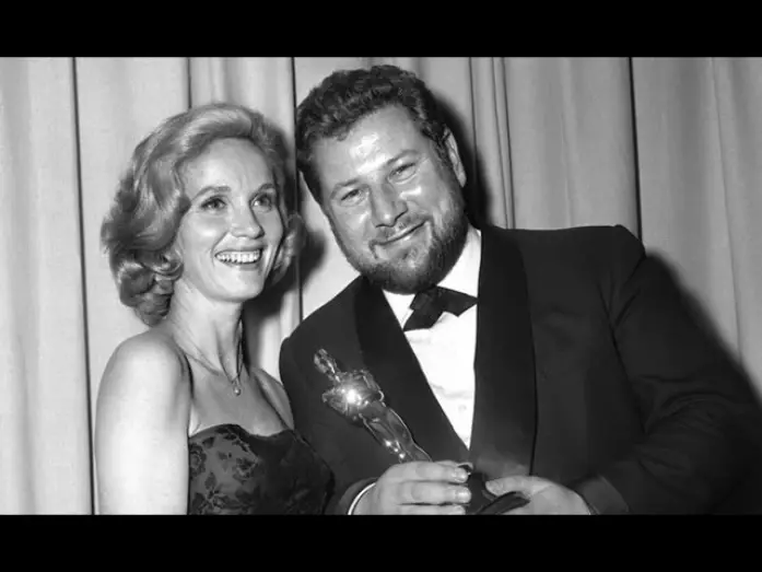 Wideo do filmu Spartakus — Peter Ustinov winning Supporting Actor for "Spartacus"