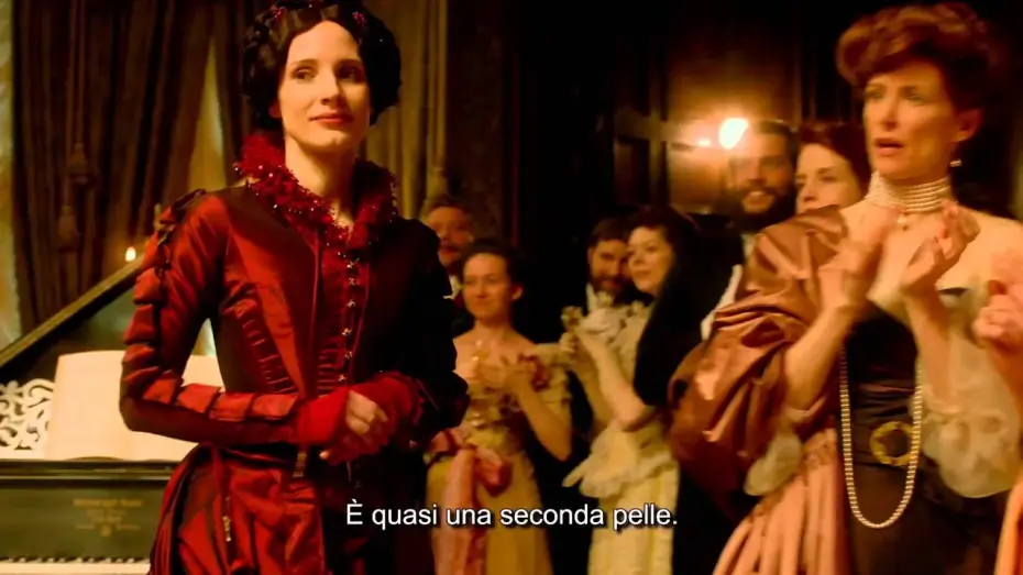 Wideo do filmu Crimson Peak. Wzgórze krwi — I costumi di Crimson Peak di Guillermo Del Toro (sottotitoli in italiano)