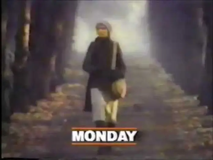 Wideo do filmu Full Circle — WPIX, 1985: "The Haunting of Julia," Sunday's Great Movie bump