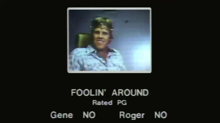 Wideo do filmu Foolin' Around — Siskel & Ebert (1980) - Ffolkes | Where the Buffalo Roam | Nothing Personal | Foolin' Around