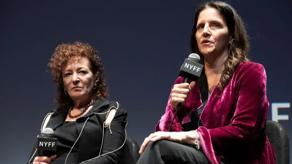 Wideo do filmu Całe to piękno i krew — Laura Poitras, Nan Goldin, Mike Quinn & More on All the Beauty and the Bloodshed | NYFF60