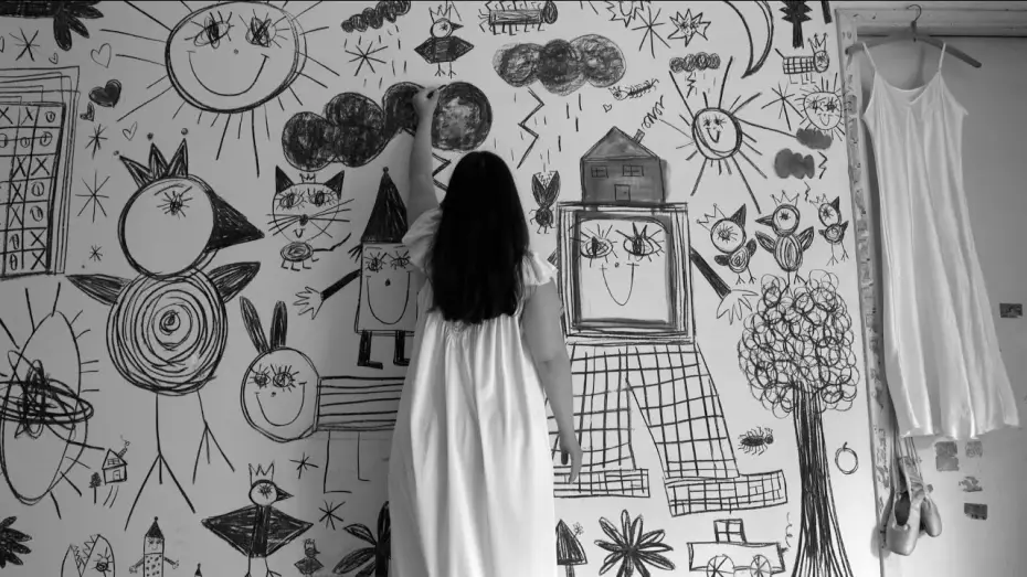 Wideo do filmu Black Chalk — Black Chalk by Julieta Tetelbaum (2022) Drawing Scene 4K