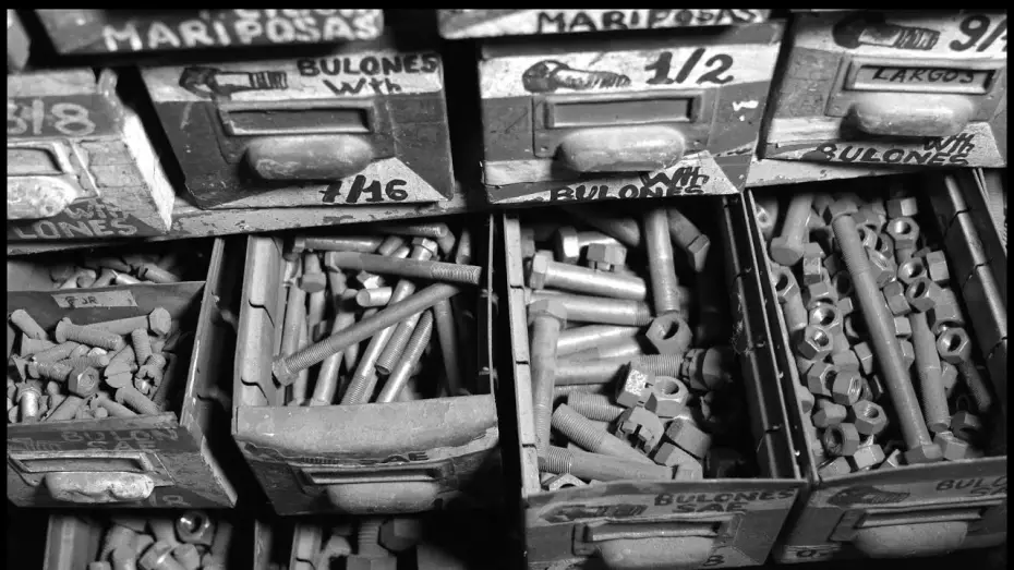 Wideo do filmu Black Chalk — Black Chalk by Julieta Tetelbaum (2022) Hardware Store Scene 4K