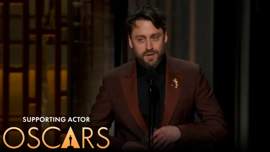 Wideo do filmu Jedna bitwa po drugiej — Kieran Culkin Accepts Oscar for Best Supporting Actor on Sean Penn's Behalf | 98th Oscars (2026)