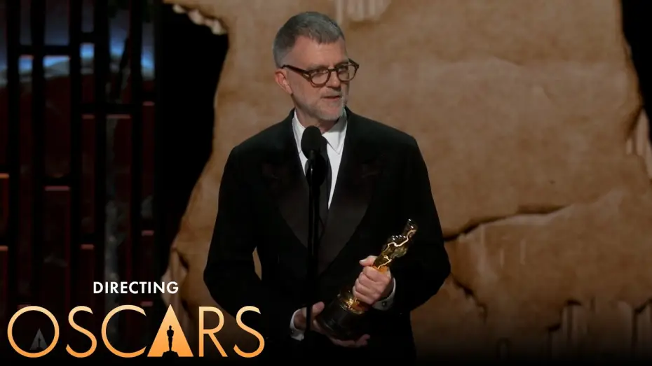 Wideo do filmu Jedna bitwa po drugiej — Paul Thomas Anderson Wins Best Director for ‘One Battle After Another’ | 98th Oscars Speech (2026)