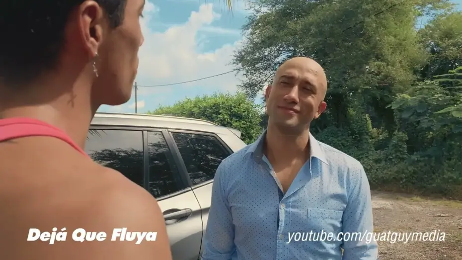 Wideo do filmu Pozwól mu płynąć — Clip DEJÁ QUE FLUYA - "¿Cómo estás?"