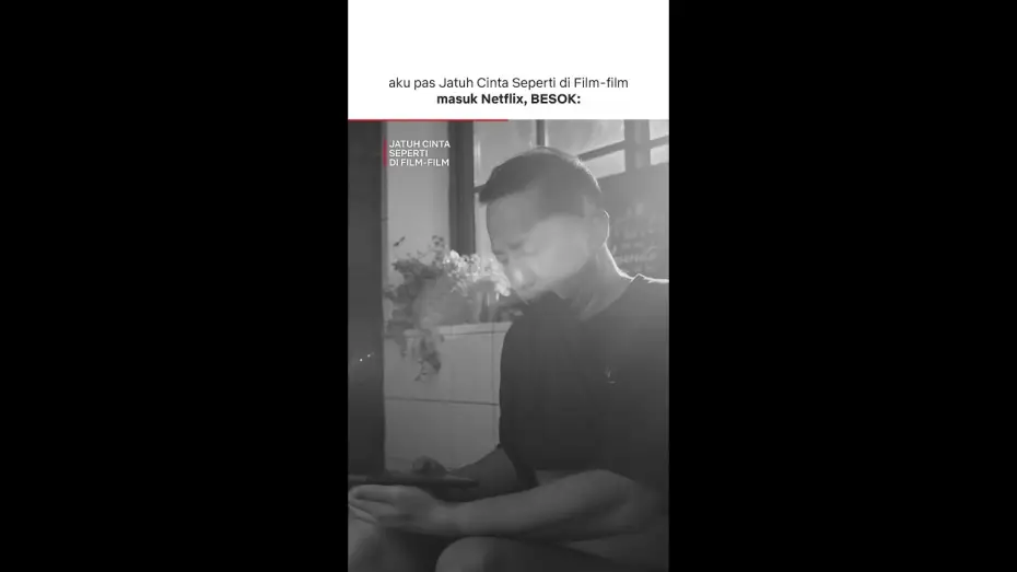 Wideo do filmu Jatuh Cinta Seperti di Film-Film — Bawa Laptop Ke Toilet: Kerja ❌ Nonton Netflix ✅ | Jatuh Cinta Seperti Di Film-Film | #Shorts