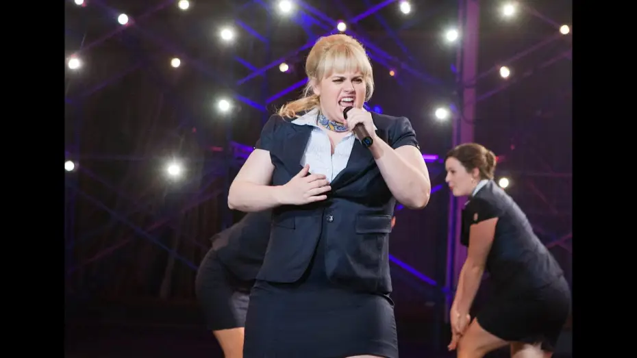 Wideo do filmu Pitch Perfect — TV Spot: "Let's remix this business"